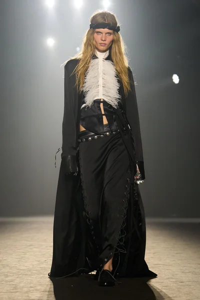 Look 31